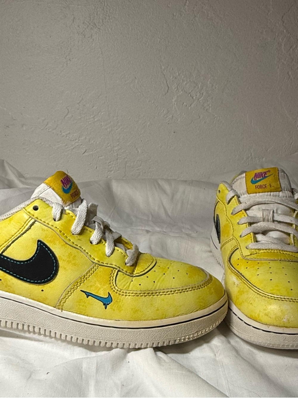 Nike Air Force 1 peace love and basketball size 3y
